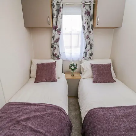Holiday home Willow