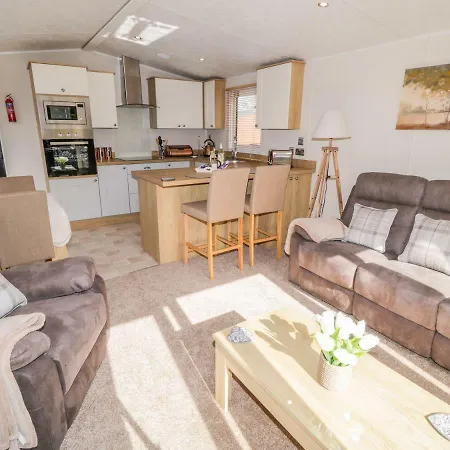 Holiday home Willow *